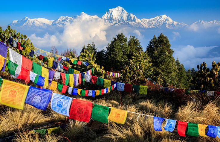 Il panorama da Sarangkot sull’ Himalaya, sul Dhawalagiri e l’ Annapurna- Pokhara nepal